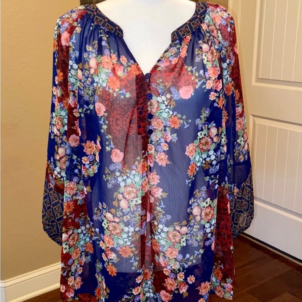 Anthropologie, Fig and Flower Top